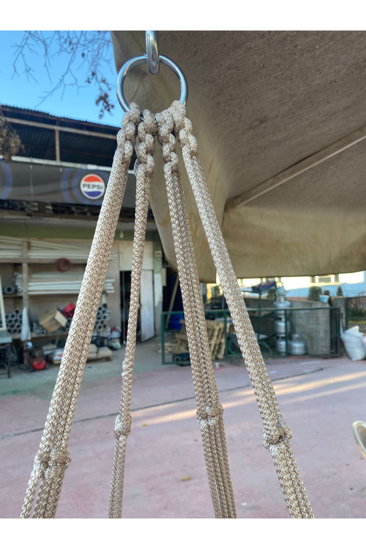 Balkon Hamak Salıncak 60 cm çaplı arkalıklı hamak salıncak kurulum için tüm parçalar gönderilir. 5