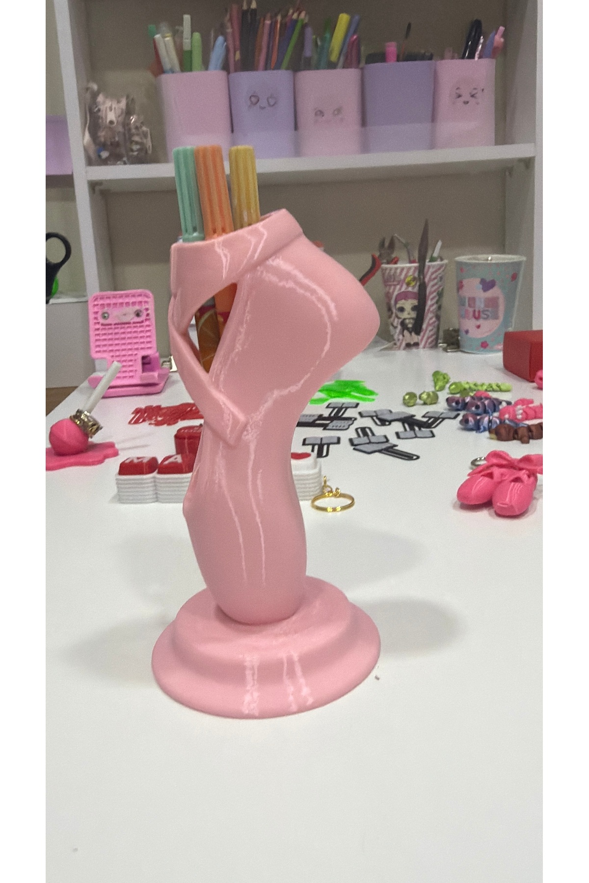 Bale Figürlü Makyaj Fırçası ve Kalemlik Standı – 3D Baskı Plastik Tasarım 3