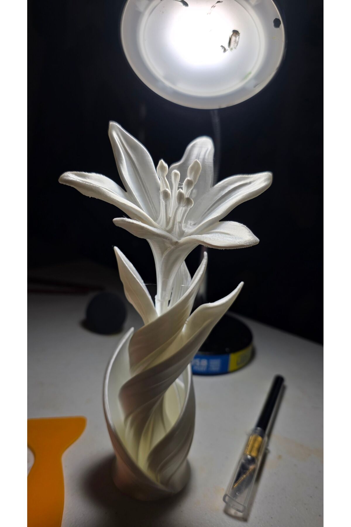 3D Baskı Dekoratif Zambak Çiçeği – Modern Masaüstü Biblo 2